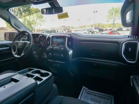 Used 2020 Chevrolet Silverado 1500 LT w/ Trailering Package AWD/4WD image 13
