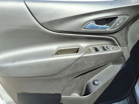 Used 2024 Chevrolet Equinox LT w/ LPO, Floor Liner Package AWD/4WD image 9