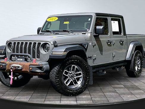 Used 2021 Jeep Gladiator Sport AWD/4WD image 12