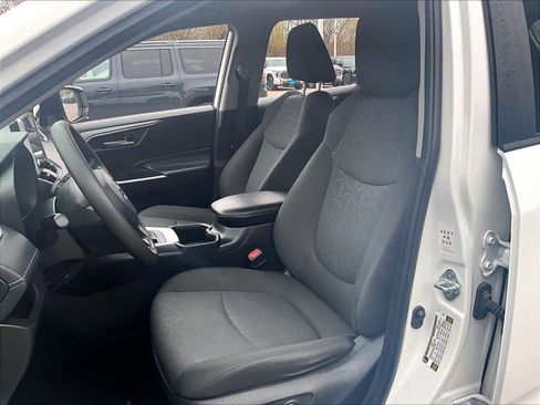 Used 2024 Toyota RAV4 XLE image 10