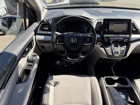 Used 2022 Honda Odyssey Elite image 17