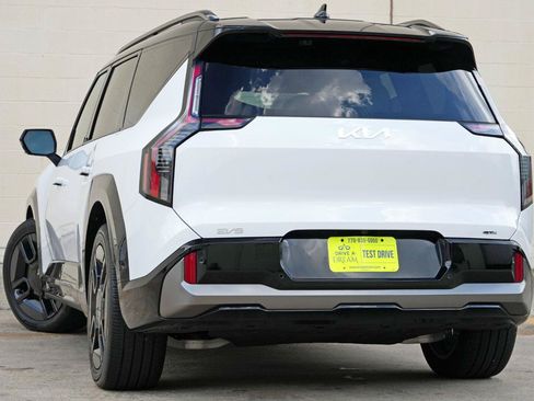 Used 2026 Kia EV9 GT-Line AWD/4WD image 5
