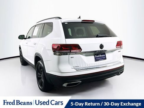 Used 2023 Volkswagen Atlas SE w/ Black Wheel Package image 5