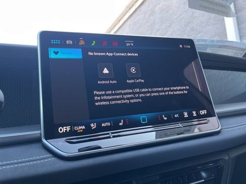 New 2026 Volkswagen Tiguan SE R-Line FWD image 18