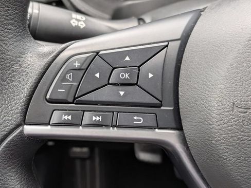 Used 2024 Nissan Altima 2.5 SV FWD image 23