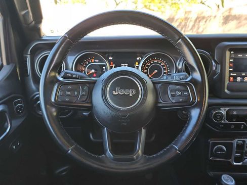 Used 2021 Jeep Wrangler Unlimited Sport AWD/4WD image 18