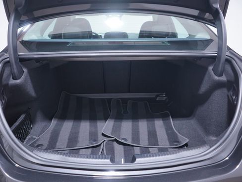 Used 2023 Mercedes-Benz C 300 Sedan image 21