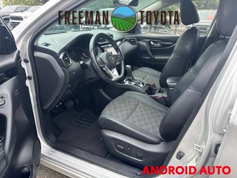 Used 2022 Nissan Rogue Sport SV w/ Technology Package FWD image 7
