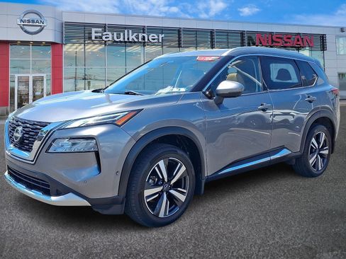 Certified 2023 Nissan Rogue Platinum w/ Platinum Premium Package AWD/4WD image 3