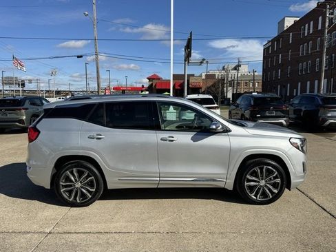 Used 2018 GMC Terrain Denali w/ Advanced Safety Package image 6