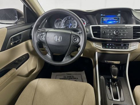 Used 2013 Honda Accord LX image 25