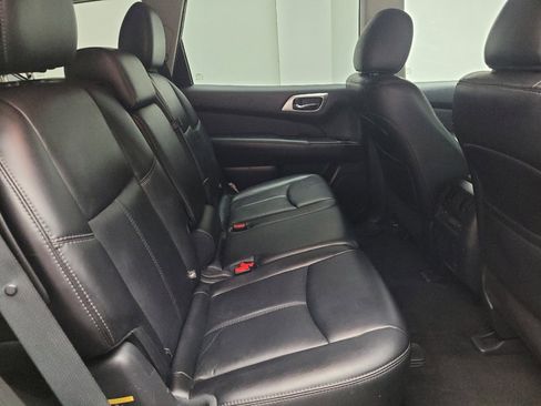Used 2015 Nissan Pathfinder SL w/ SL Premium Package FWD image 19