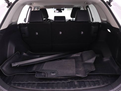 Certified 2022 Toyota RAV4 XLE Premium image 13