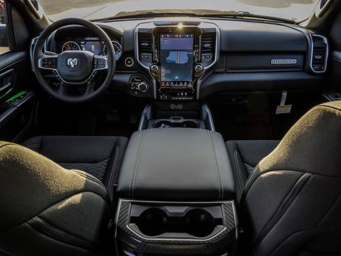 New 2026 RAM 1500 4x4 Crew Cab image 23