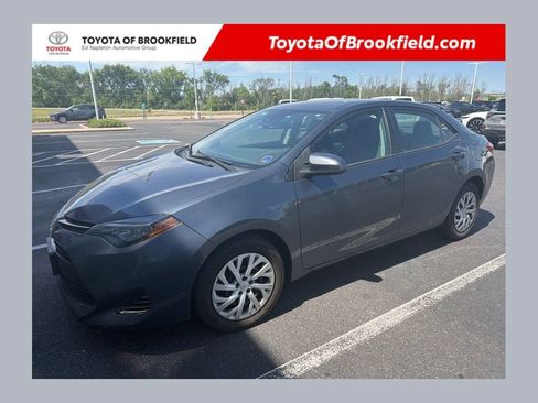 Used 2019 Toyota Corolla LE FWD image 1