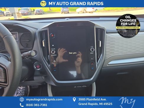 Used 2025 Subaru Forester Premium AWD/4WD image 19