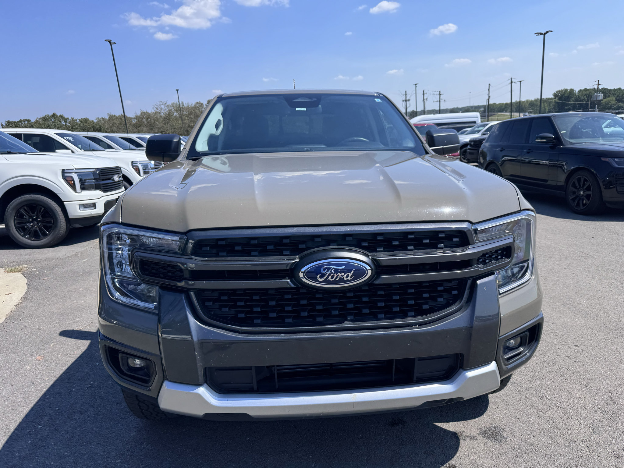 Used 2025 Ford Ranger XLT w/ Trailer Tow Package AWD/4WD image 2
