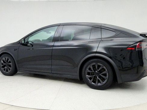 Used 2024 Tesla Model X image 7