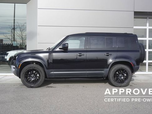 Used 2025 Land Rover Defender 110 S image 8