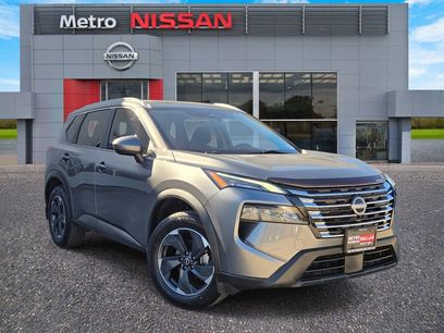 Used 2024 Nissan Rogue SV w/ SV Premium Package