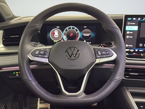 New 2026 Volkswagen Tiguan SE R-Line image 32