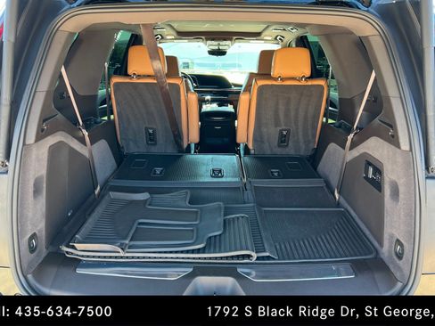 Used 2022 Cadillac Escalade Sport w/ Touring Package AWD/4WD image 22