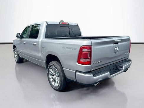 Used 2023 RAM 1500 Laramie AWD/4WD image 5