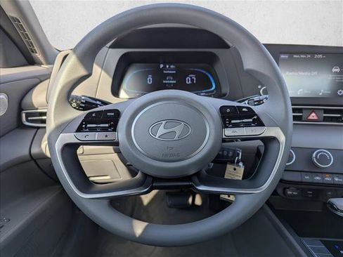 New 2026 Hyundai Elantra SE w/ Cargo Package image 15