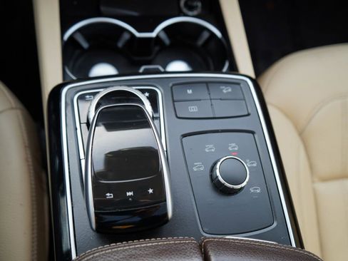 Used 2017 Mercedes-Benz GLE 350 4MATIC image 38