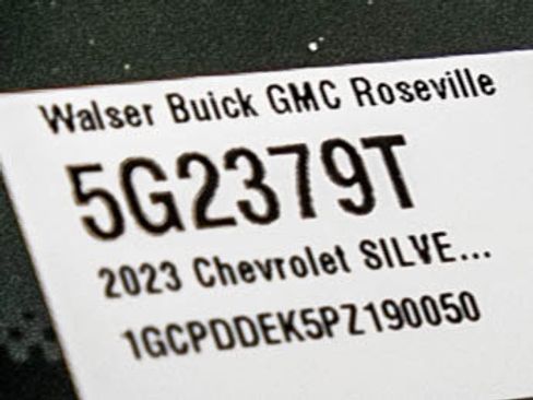 Used 2023 Chevrolet Silverado 1500 LT AWD/4WD image 31