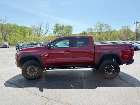 Used 2023 Chevrolet Colorado ZR2 AWD/4WD image 3