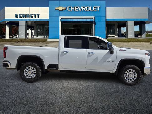 Certified 2024 Chevrolet Silverado 2500 LTZ w/ LTZ Convenience Package AWD/4WD image 7