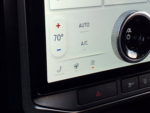 Used 2022 Ford Expedition Max Limited image 6