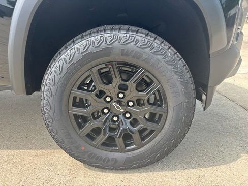 New 2026 Chevrolet Colorado Trail Boss AWD/4WD image 11