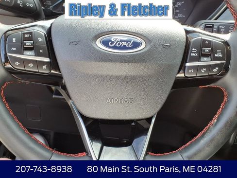 Used 2022 Ford Escape SEL w/ SEL Stealth AWD Package image 18