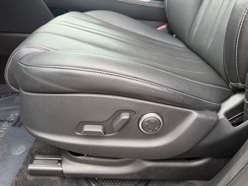 Used 2021 Genesis GV80 3.5T image 17