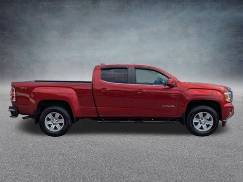 Used 2015 GMC Canyon SLE AWD/4WD image 2