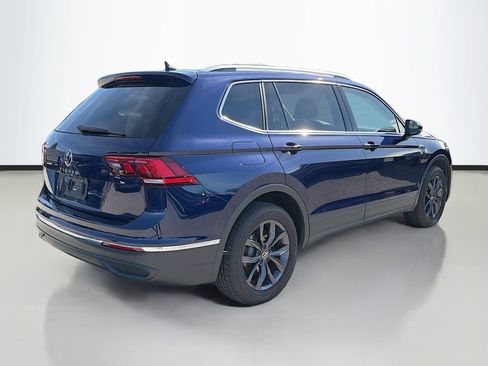 Used 2022 Volkswagen Tiguan SE image 4