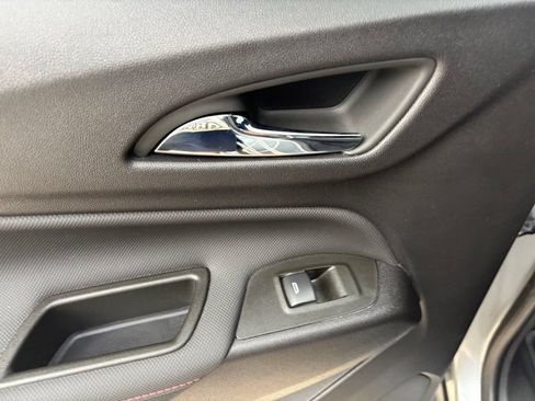 Used 2024 Chevrolet Equinox RS FWD image 40