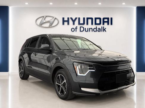 Used 2026 Kia Niro LX FWD image 1