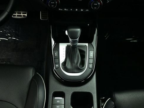 Used 2023 Kia Forte GT-Line w/ GT-Line Premium Package image 7