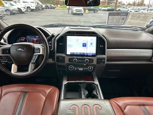 Used 2022 Ford F450 King Ranch w/ King Ranch Ultimate Package image 3