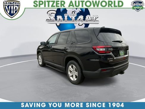 Used 2023 Honda Pilot LX image 7