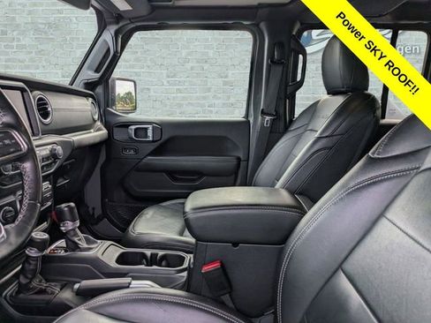 Used 2023 Jeep Wrangler Unlimited Sahara w/ Cold Weather Group AWD/4WD image 19