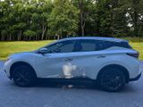 Used 2017 Nissan Murano SV w/ Premium Plus Package image 3