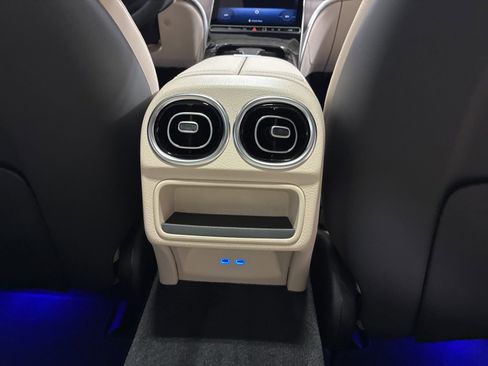 New 2026 Mercedes-Benz C 300 4MATIC Sedan image 24