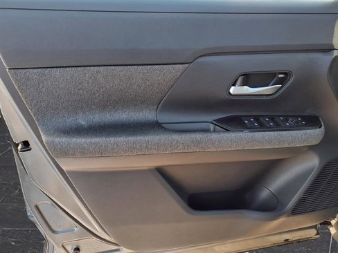 New 2026 Nissan Kicks SV w/ SV Premium Package image 10