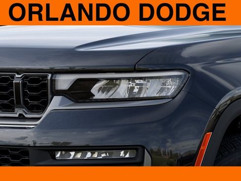 New 2026 Jeep Grand Cherokee Limited AWD/4WD image 10