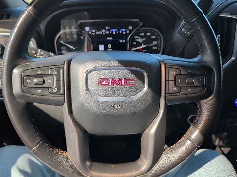 Used 2021 GMC Sierra 1500 AT4 w/ AT4 Value Package AWD/4WD image 12