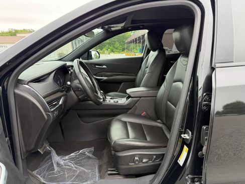 Used 2019 Ford Mustang GT w/ Black Accent Package RWD image 17